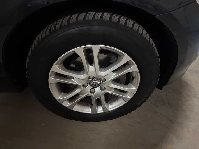 2015 - volvo xc60 - personenauto - afbeelding 3 van  37