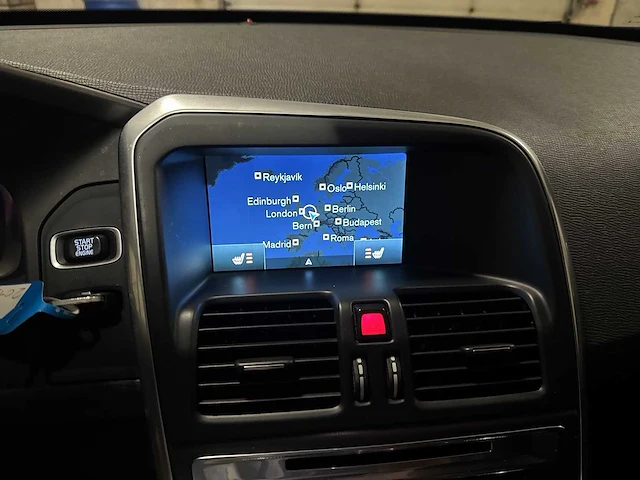 2015 - volvo xc60 - personenauto - afbeelding 10 van  37