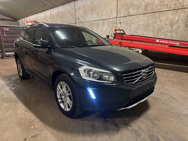 2015 - volvo xc60 - personenauto - afbeelding 12 van  37