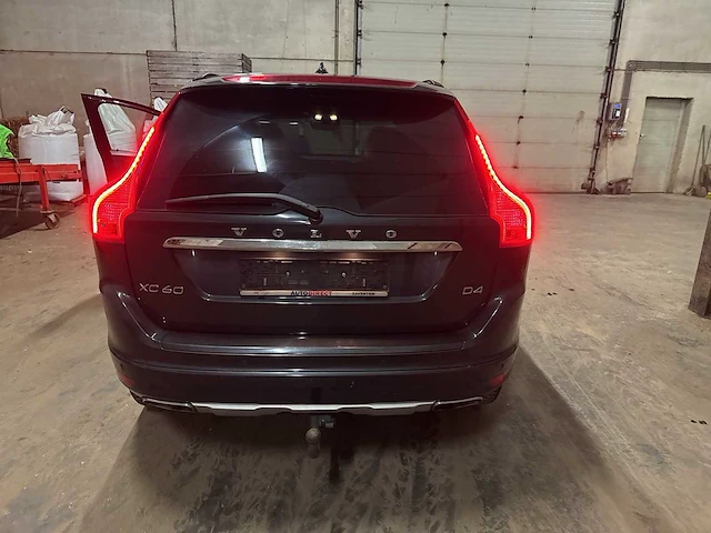2015 - volvo xc60 - personenauto - afbeelding 34 van  37