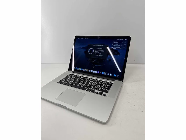 2015 apple macbook pro macbook pro 15.4” a1398 15.4” inch core i7 gen 4 16gb ram 500gb ssd - afbeelding 1 van  10
