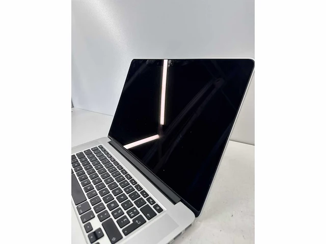 2015 apple macbook pro macbook pro 15.4” a1398 15.4” inch core i7 gen 4 16gb ram 500gb ssd - afbeelding 8 van  10