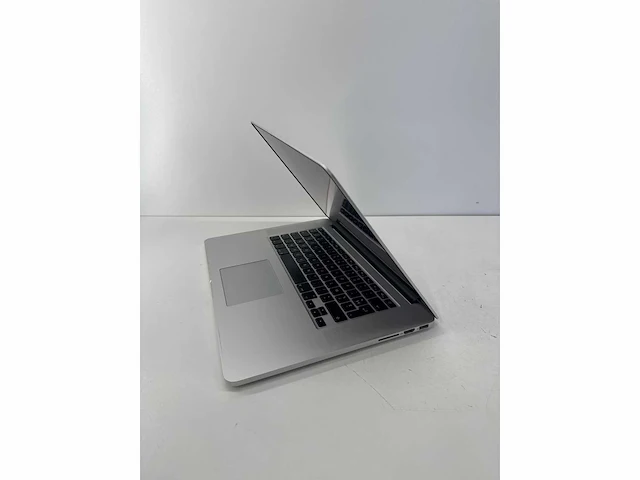 2015 apple macbook pro macbook pro 15.4” a1398 15.4” inch core i7 gen 4 16gb ram 500gb ssd - afbeelding 6 van  10