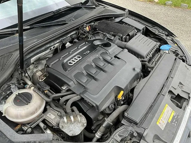 2015 audi a3 - afbeelding 32 van  44
