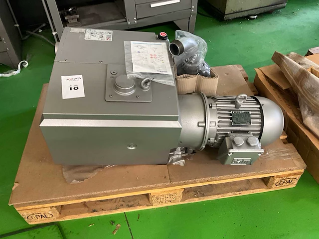 2015 becker u 4.190f/k vacuümpomp - afbeelding 3 van  7