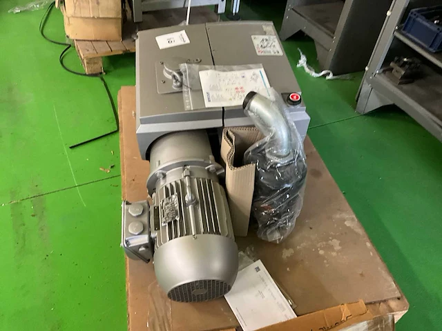 2015 becker u 4.190f/k vacuümpomp - afbeelding 4 van  7
