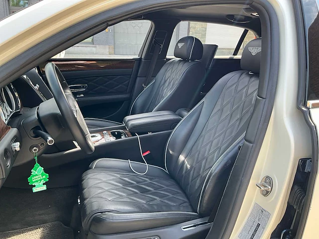2015 bentley flying spur v8 - personenauto - afbeelding 15 van  67