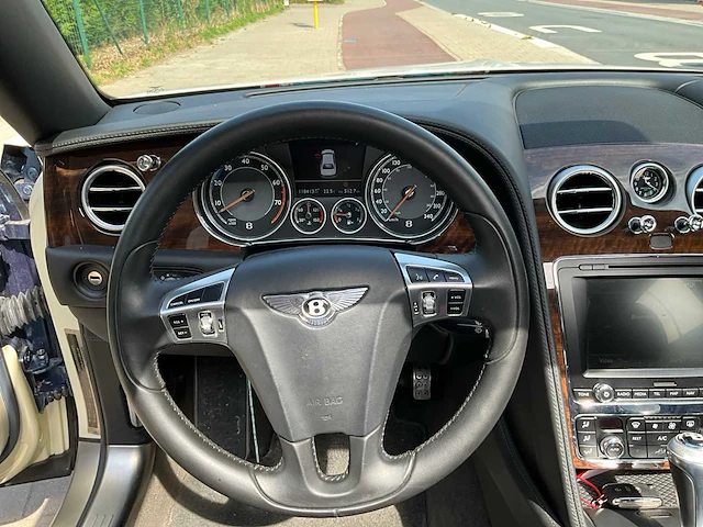 2015 bentley flying spur v8 - personenauto - afbeelding 18 van  67