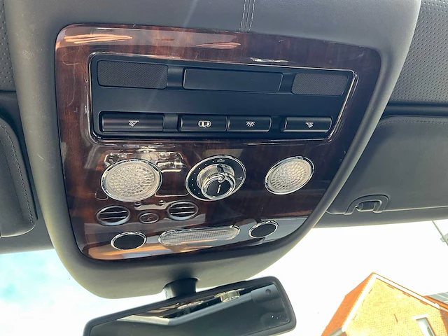 2015 bentley flying spur v8 - personenauto - afbeelding 26 van  67
