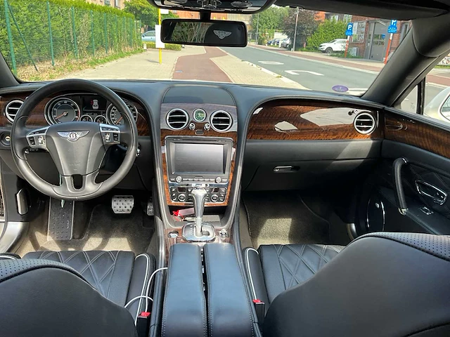 2015 bentley flying spur v8 - personenauto - afbeelding 42 van  67