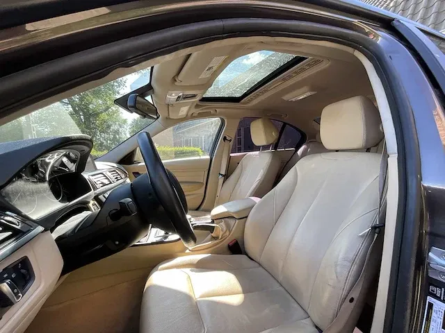 2015 bmw 328i xdrive sedan personenauto - afbeelding 18 van  36