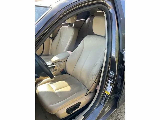 2015 bmw 328i xdrive sedan personenauto - afbeelding 19 van  36