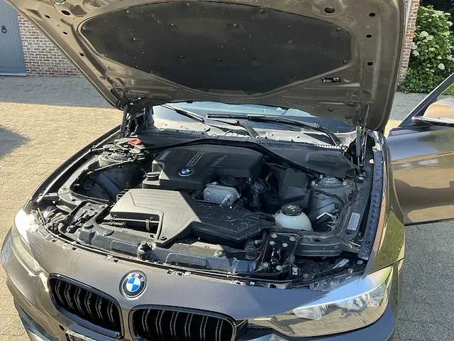 2015 bmw 328i xdrive sedan personenauto - afbeelding 27 van  36