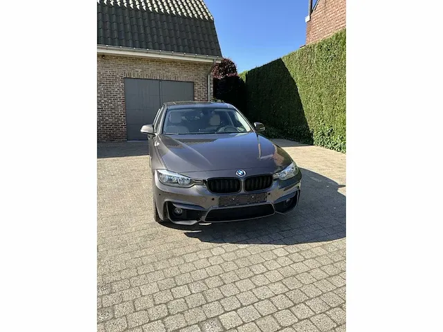 2015 bmw 328i xdrive sedan personenauto - afbeelding 31 van  36