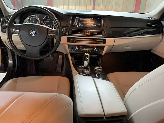 2015 bmw 518d personenauto - afbeelding 9 van  29