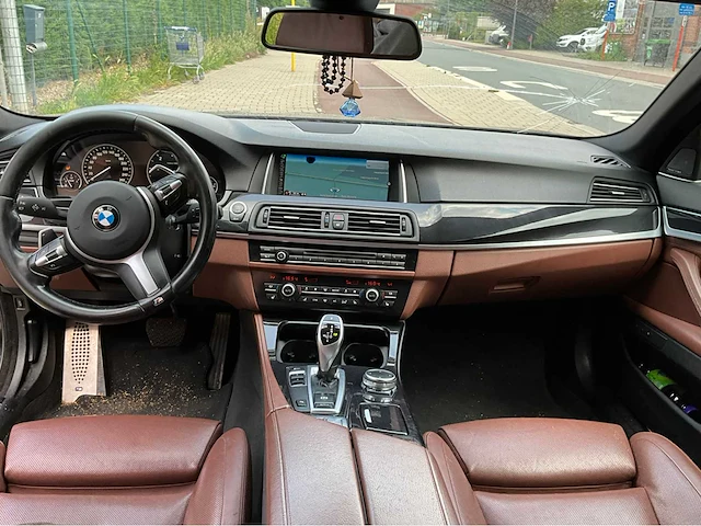 2015 bmw 535d stationwagen personenauto - afbeelding 33 van  54