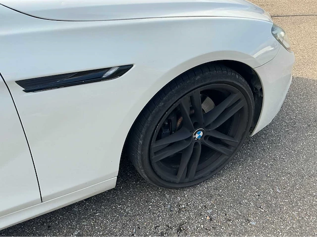 2015 bmw 640i m pakket personenauto - afbeelding 32 van  44