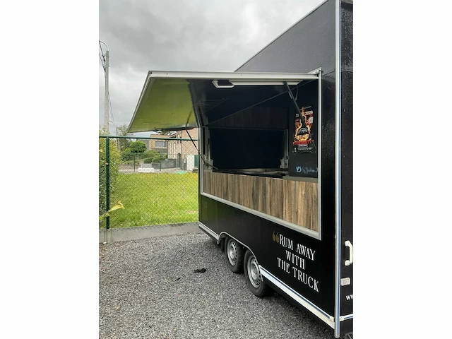 2015 breed inzetbare foodtruck - afbeelding 47 van  50