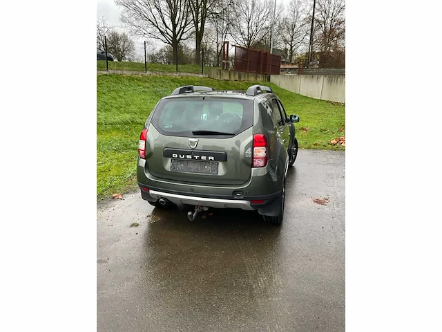 2015 dacia duster 4 wd all terreinvoertuig - afbeelding 29 van  34
