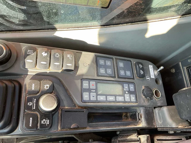 2015 doosan dx255lc-5 rupsgraafmachine - afbeelding 24 van  29