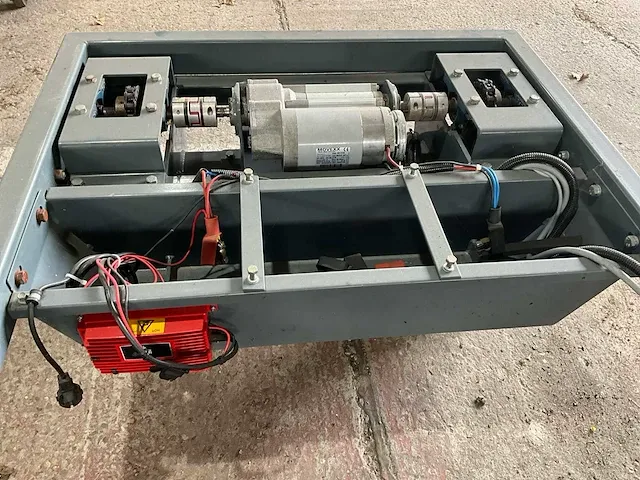 2015 empas ver onderstel mcb metalen elektrische transportwagen - afbeelding 8 van  11