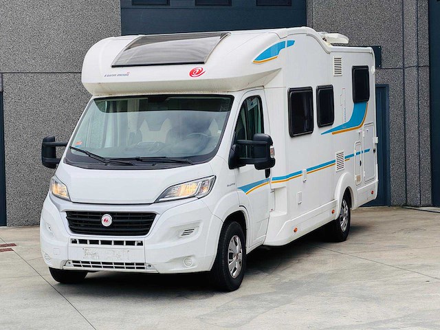 2015 eura mobil profila one 690 eb camper - afbeelding 1 van  17