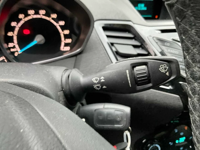 2015 ford fiesta personenauto - afbeelding 10 van  29