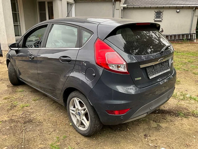 2015 ford fiesta personenauto - afbeelding 24 van  29