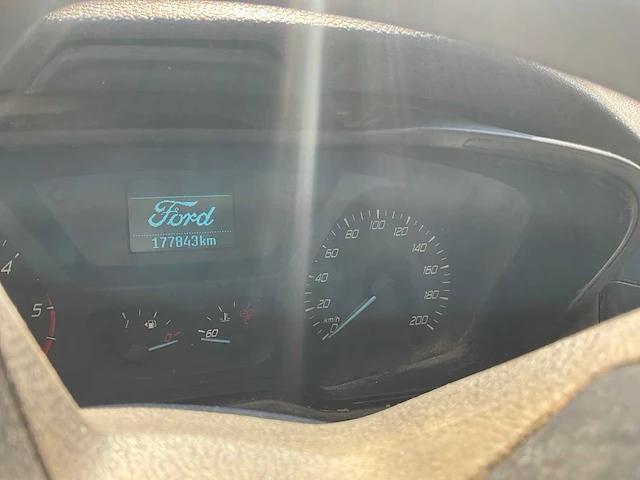 2015 ford pic up transit bedrijfswagen - afbeelding 11 van  12