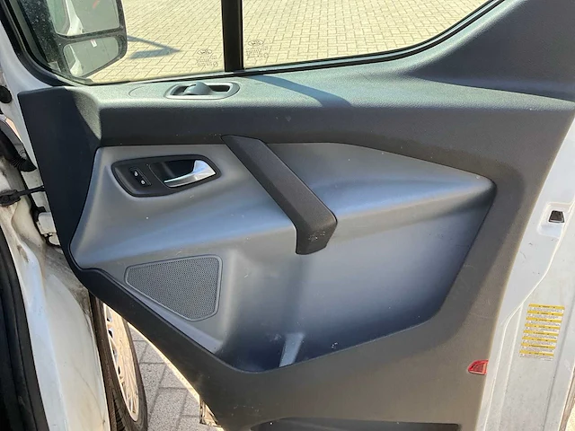 2015 ford transit custom lichte vracht 3 pers. - afbeelding 46 van  60