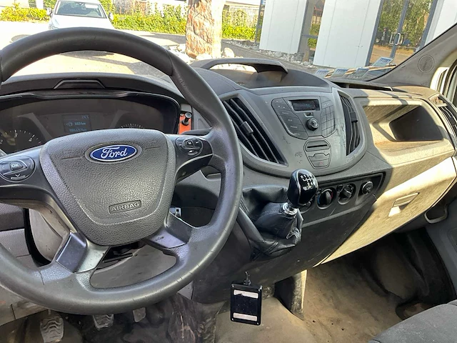2015 ford transit lichte vrachtwagen - afbeelding 3 van  32