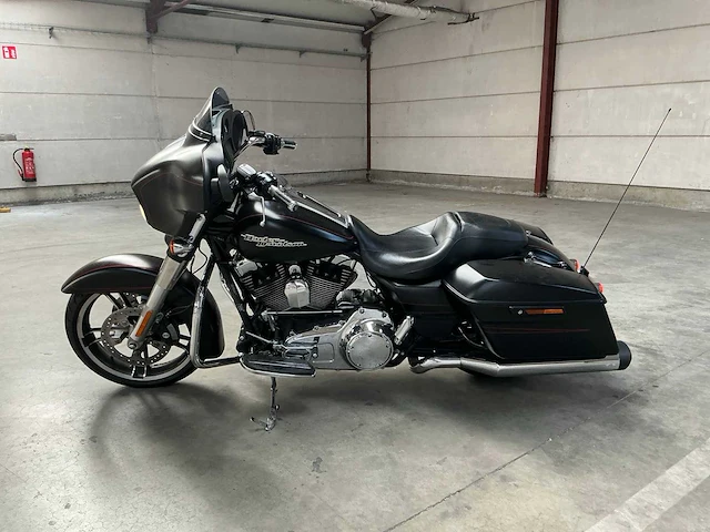 2015 harley-davidson street glide special motorfiets - afbeelding 15 van  19