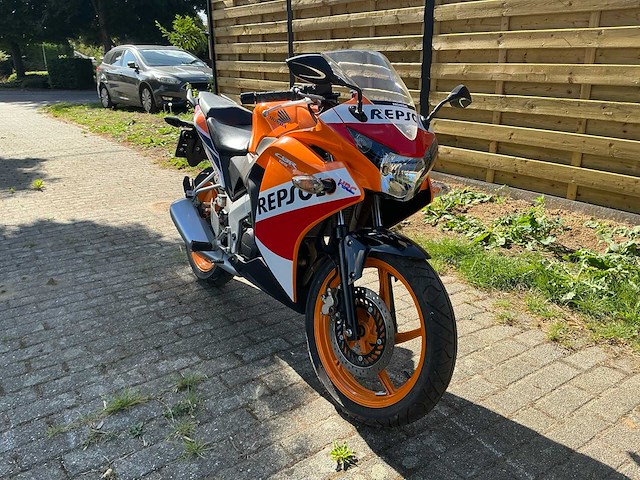 2015 honda cbr 125r motorfiets - afbeelding 24 van  24