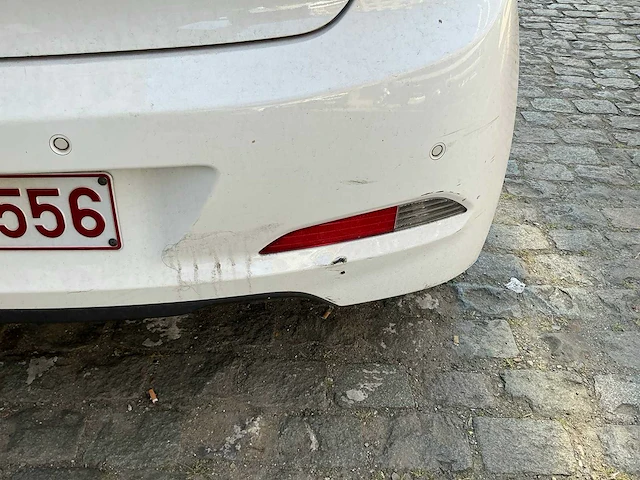 2015 hyundai i20 1.2 benzine hatchback auto - afbeelding 39 van  43