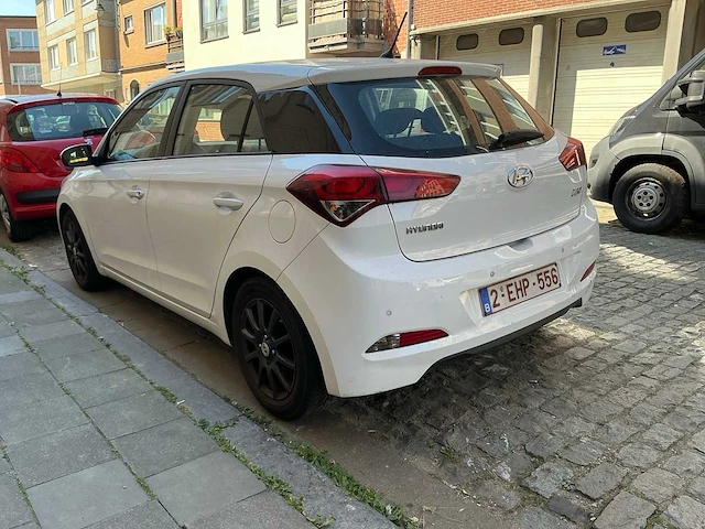 2015 hyundai i20 1.2 benzine hatchback auto - afbeelding 3 van  43