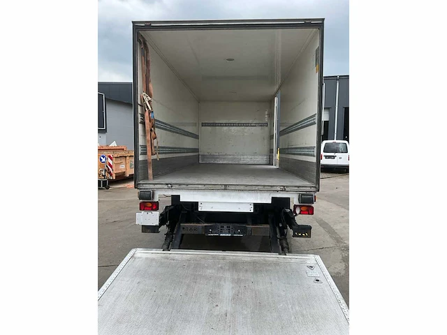 2015 iveco eurocargo vrachtwagen - afbeelding 34 van  51