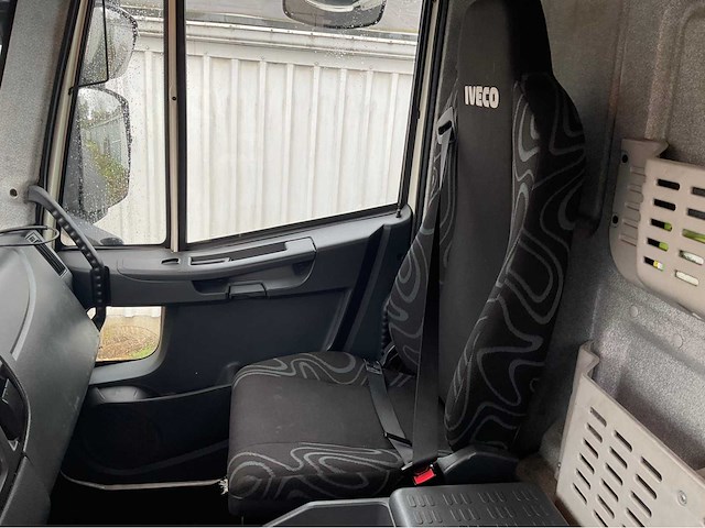 2015 iveco ig160e2ca frigo vrachtwagen - afbeelding 18 van  46