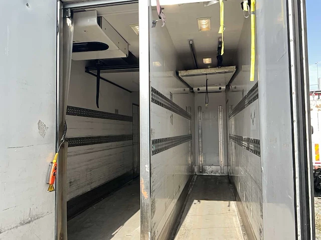 2015 iveco ig160e2ca frigovrachtwagen - afbeelding 27 van  41