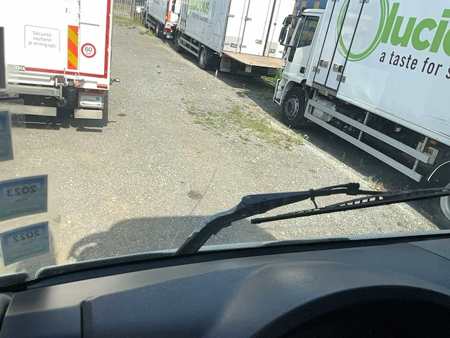 2015 iveco ig160e2ca frigovrachtwagen - afbeelding 16 van  42