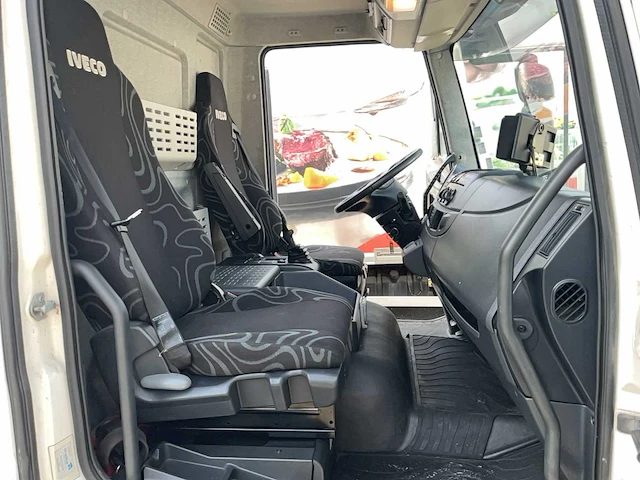 2015 iveco ig160e2ca frigovrachtwagen - afbeelding 28 van  42