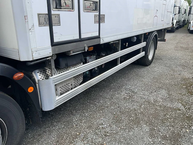 2015 iveco ig190el2ca frigovrachtwagen - afbeelding 8 van  43