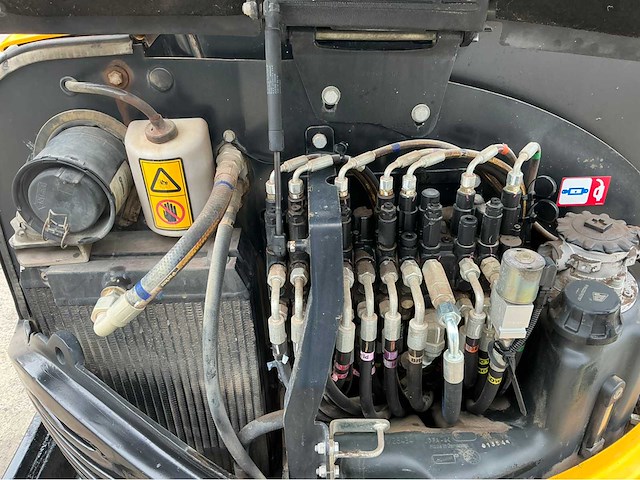 2015 jcb 8026cts minigraafmachine - afbeelding 18 van  36