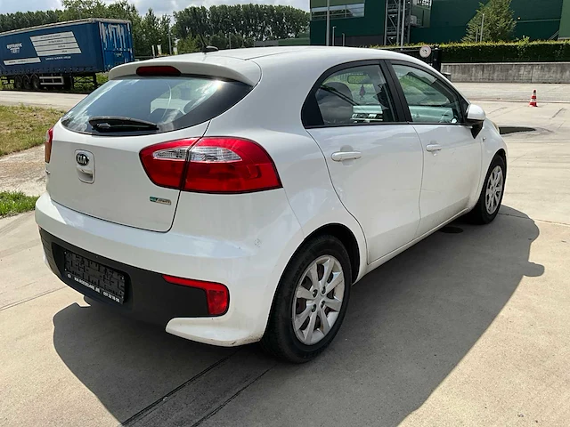 2015 kia rio personenauto - afbeelding 26 van  30