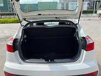 2015 kia rio personenauto - afbeelding 17 van  30