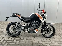 2015 ktm duke motorfiets - afbeelding 1 van  17
