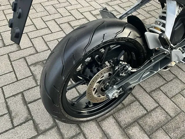 2015 ktm duke motorfiets - afbeelding 16 van  17