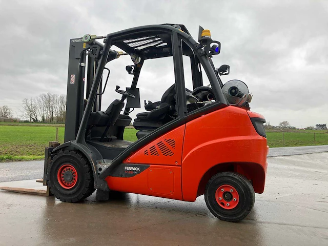 2015 linde h35t vorkheftruck - afbeelding 29 van  32
