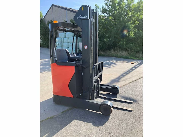 2015 linde r14 reach truck - afbeelding 23 van  59