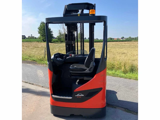 2015 linde r14 reach truck - afbeelding 57 van  59
