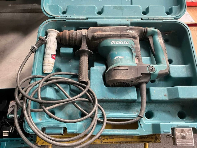 2015 makita hr3210fct elektrische boorhamer - afbeelding 1 van  4